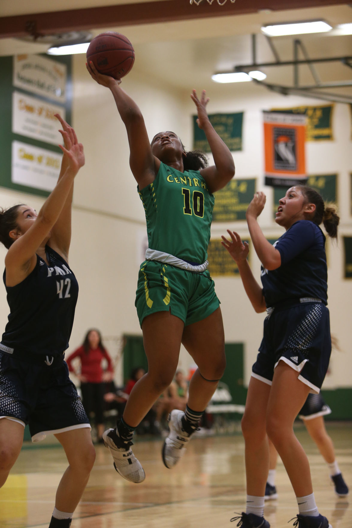 Kiara Knox lays it in Wednesday night.