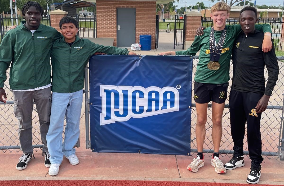 Cross Country Athletes Exceed Their Rankings at NJCAA Outdoor Track and Field Championship